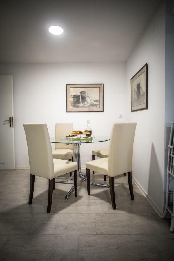 Apartman Magnolia Ivanic Grad Bagian luar foto