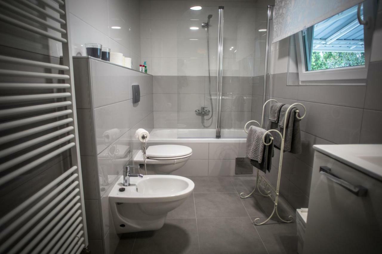 Apartman Magnolia Ivanic Grad Bagian luar foto