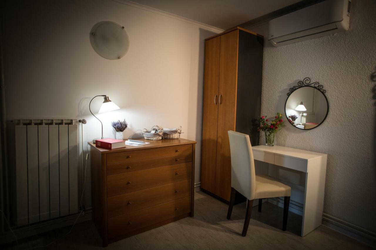 Apartman Magnolia Ivanic Grad Bagian luar foto