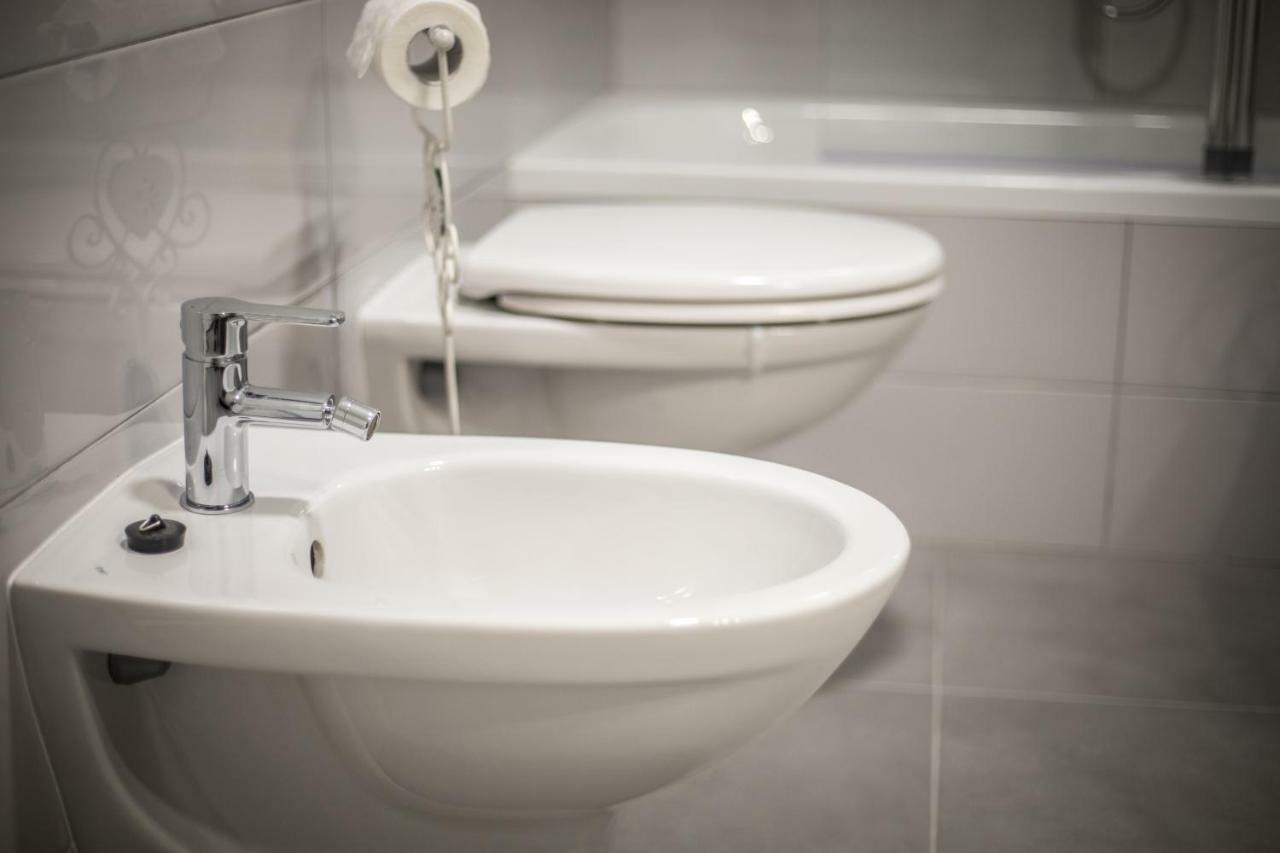 Apartman Magnolia Ivanic Grad Bagian luar foto